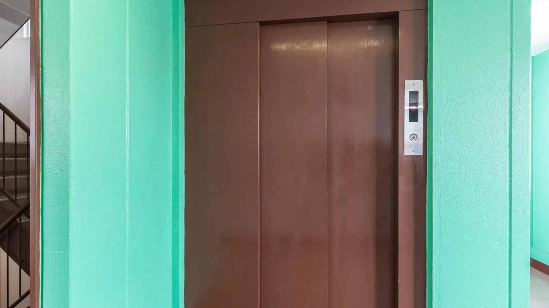Business Hotel Kaga Osaka