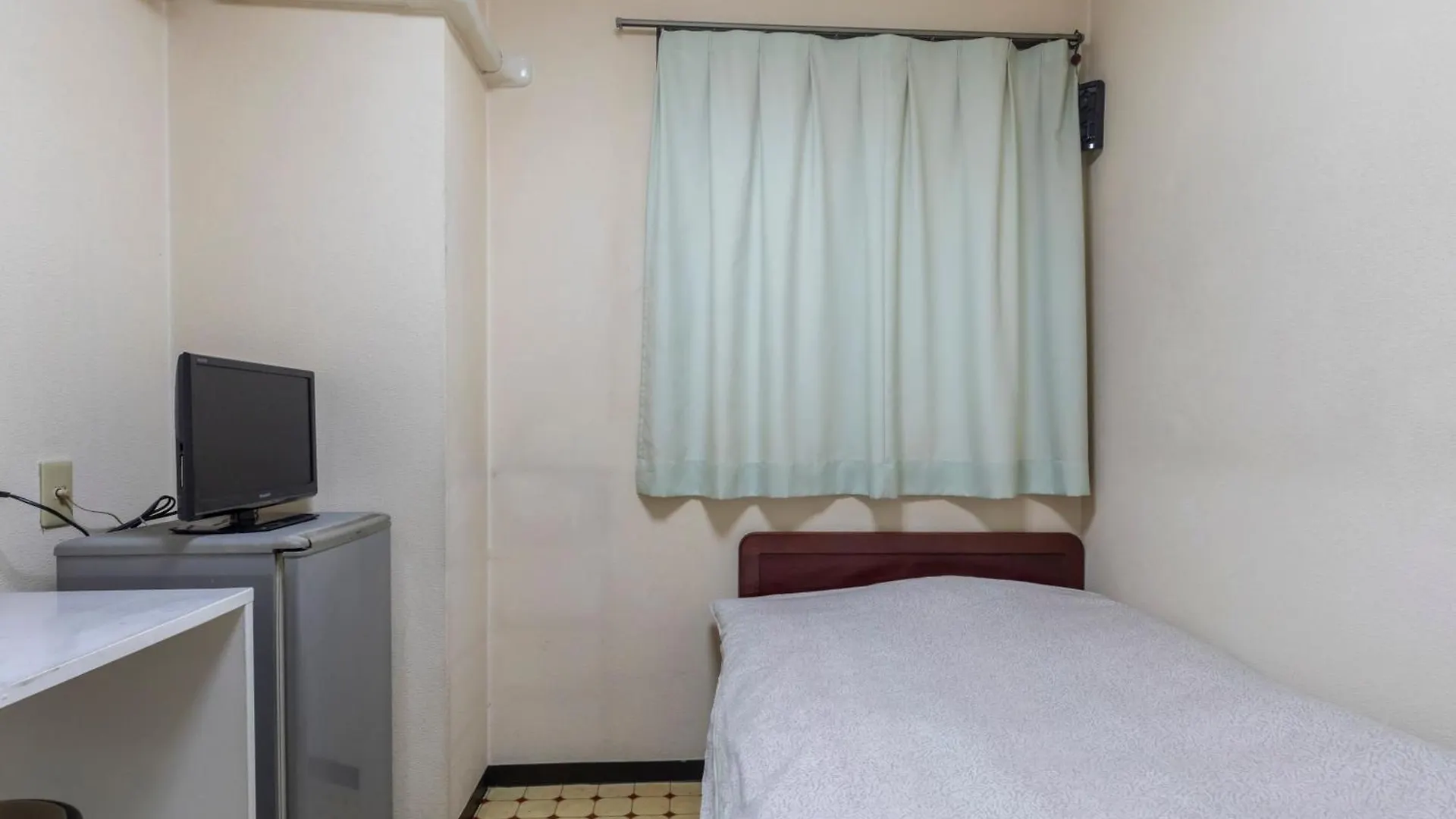 Hostal Business Hotel Kaga Osaka Japón