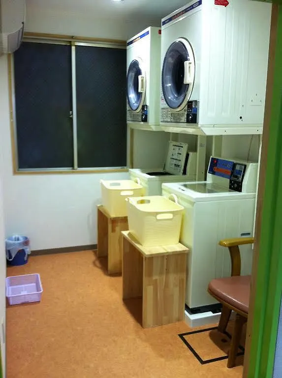 Business Hotel Kaga Osaka Japón